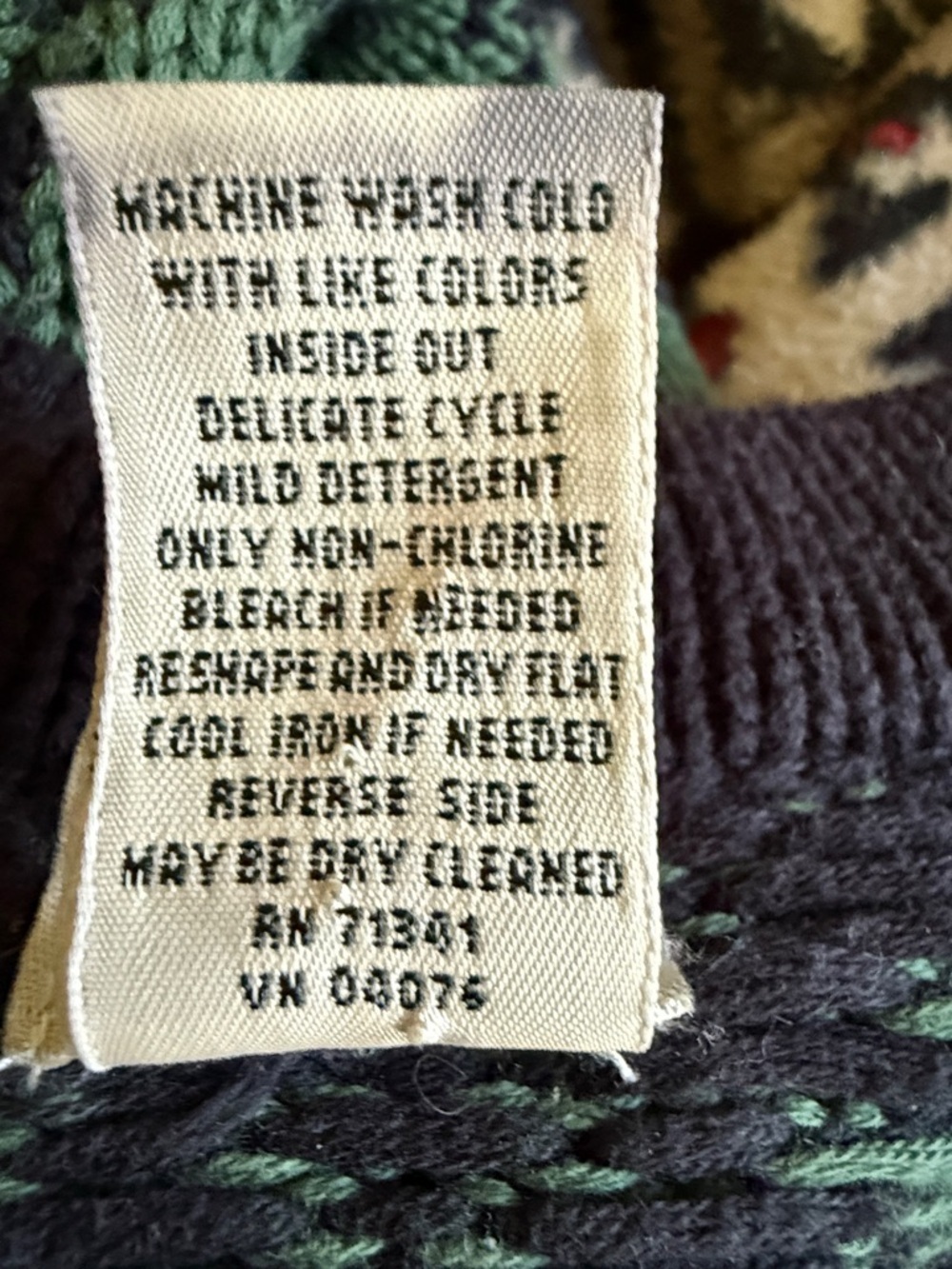 LL Bean - 100% Cotton Fair Isle Cardigan- Silvertone Buttons - size S - Picture 5 of 6